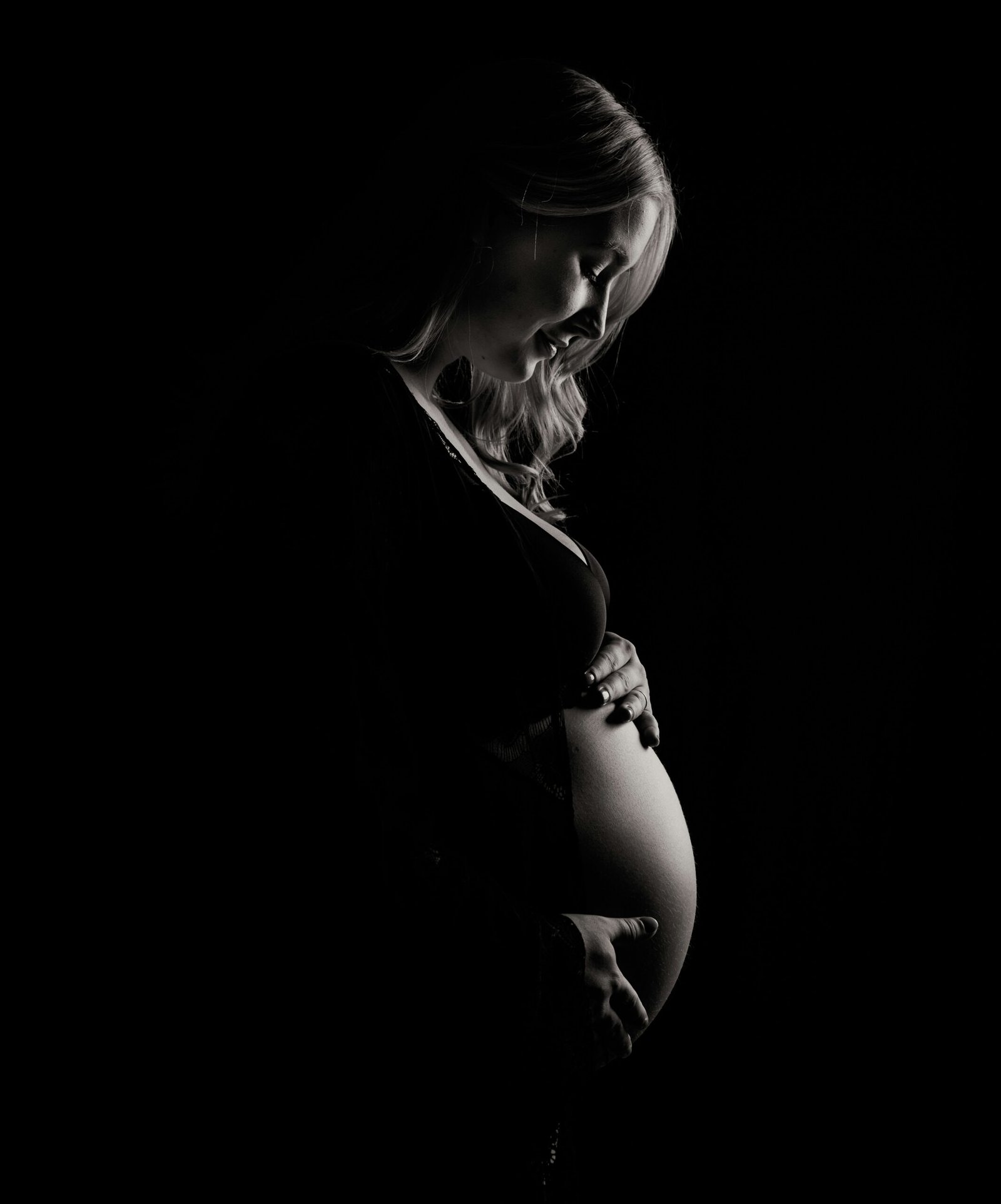 Mindful Motherhood: Cultivating Mental Wellness During Pregnancy